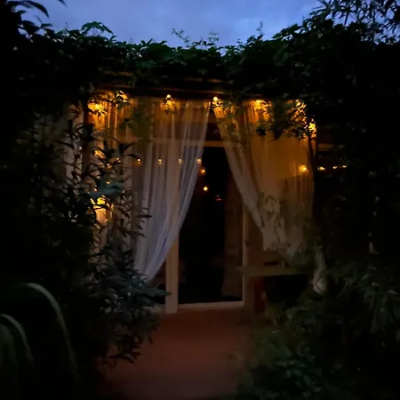 Florence - Mas Saint Louis - Piscine Chauffee Bed & Breakfast Aigues-Mortes
