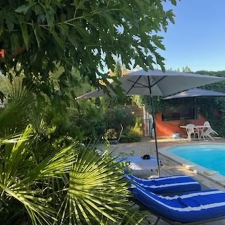 住宿加早餐酒店 Florence - Piscine Chauffee - Mas Saint Louis 3*