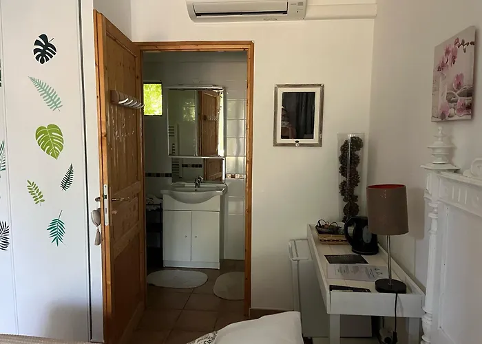 Bed & Breakfast Florence - Piscine Chauffee - Mas Saint Louis 4*