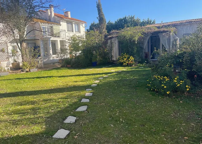 Bed & Breakfast Florence - Piscine Chauffee - Mas Saint Louis 4*